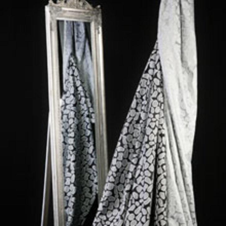 &Ccedil;akıl Taşlı Kumaşlar