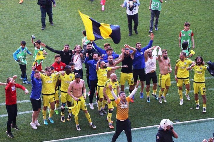 Fatsa Belediyespor 3. Lig Bileti Aldı G1