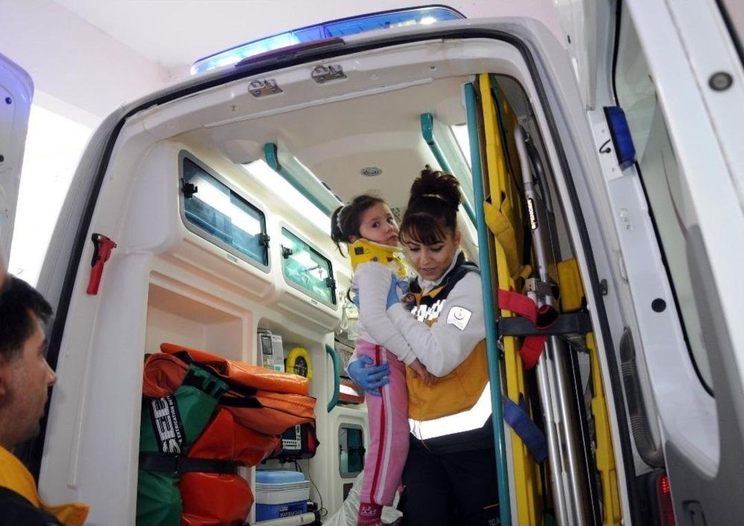 Anaokulunda Sınıfın Tavanı &Ccedil;&ouml;kt&uuml;: 4 &Ouml;ğrenci Yaralandı