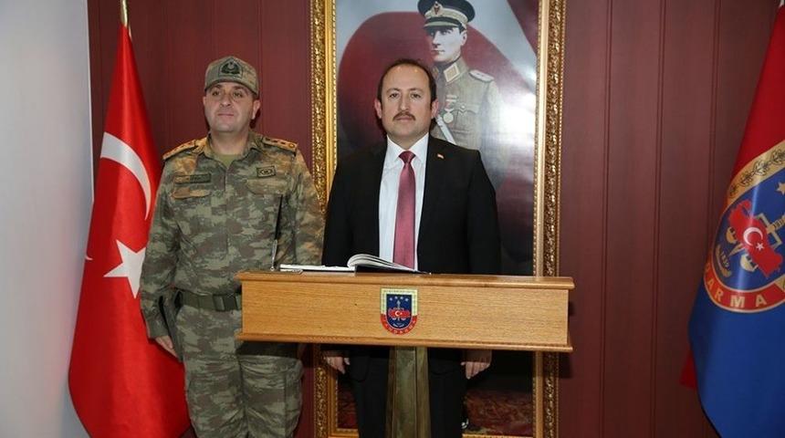 Vali Pehlivan, İl Jandarma Komutanlığı’nı Ziyaret Etti