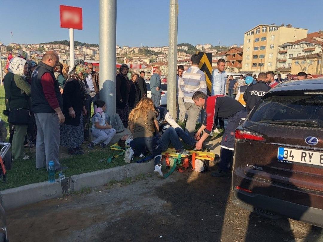 Alaplı&rsquo;da Trafik Kazası: 3 Yaralı