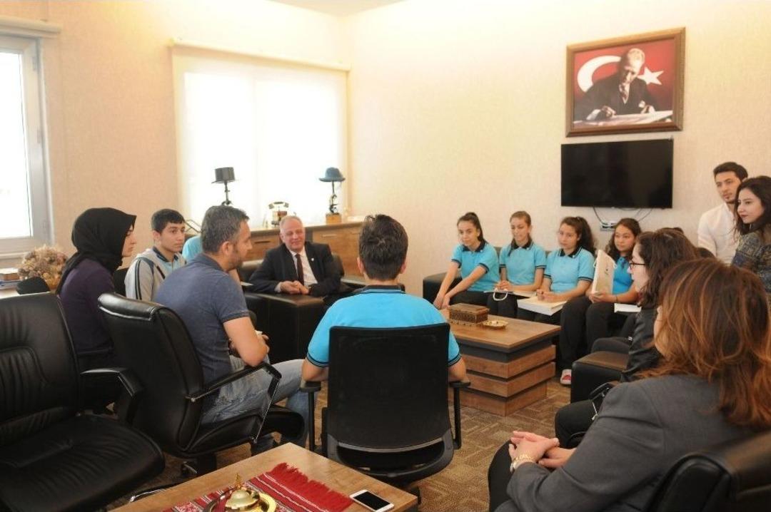 23 Nisan Ulusal Egemenlik Ve &Ccedil;ocuk Bayramı