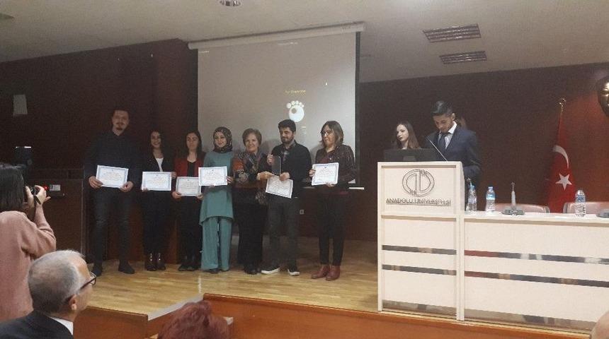 D&uuml;zce &Uuml;niversitesi &Ouml;d&uuml;le Layık G&ouml;r&uuml;ld&uuml;