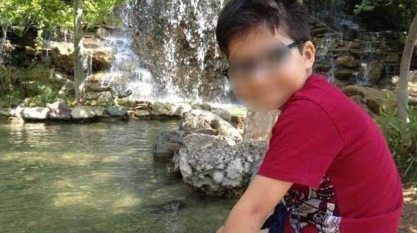 10 Yaşındaki &Ccedil;ocuk Tabancayla 6 Yaşındaki Kardeşini &Ouml;ld&uuml;rd&uuml;