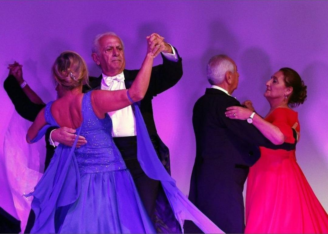 Danslarıyla Gen&ccedil;lere Taş &Ccedil;ıkardılar