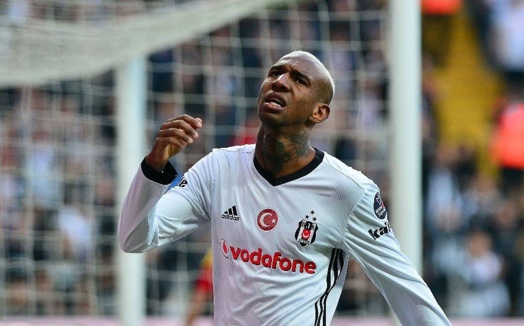 Spor Toto S&uuml;per Lig: Beşiktaş: 1 - Evkur Yeni Malatyaspor: 1 (ilk Yarı)
