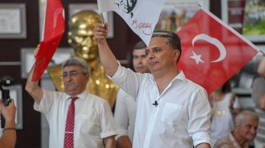 Muratpaşa Belediyesi&rsquo;nde Gen&ccedil;lik Orkestrasından Flash Mob