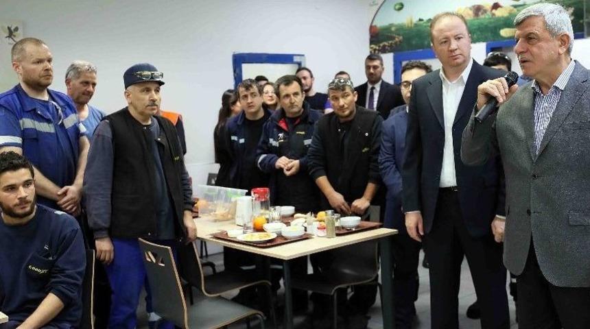 Başkan Karaosmanoğlu, “sizin İçin Çalışmak Bizlere Büyük Bir Onurdur’’