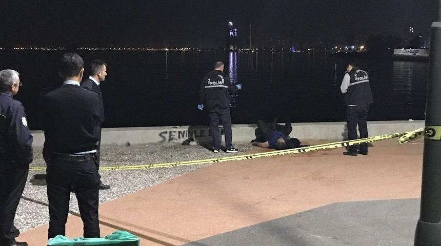 Denize D&uuml;şen Talihsiz Adam Yaşamını Yitirdi