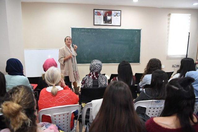 Konyaaltı Kent Gönüllüsü Projesi’ne Büyük İlgi