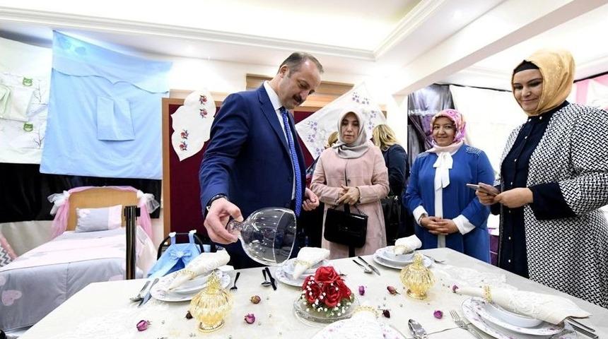 Yılın İlk Sergisi Lalahan&rsquo;da A&ccedil;ıldı