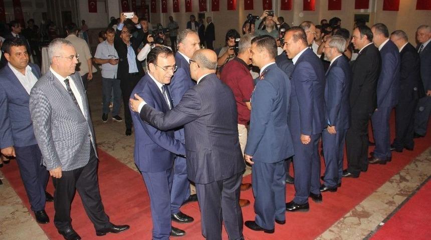 Adana&rsquo;da Bayramlaşma