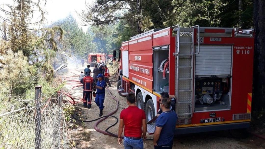 Uludağ&rsquo;daki L&uuml;ks Villalar B&ouml;yle Yandı