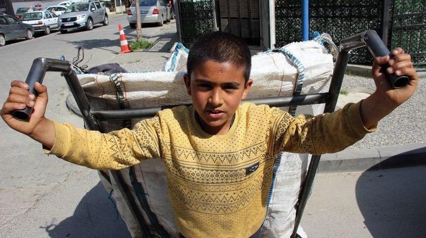 Kendisi K&uuml;&ccedil;&uuml;k, Sorumluluğu B&uuml;y&uuml;k