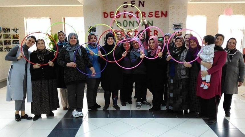 Kadınların Değişmez Adresi Turuncu Kafe