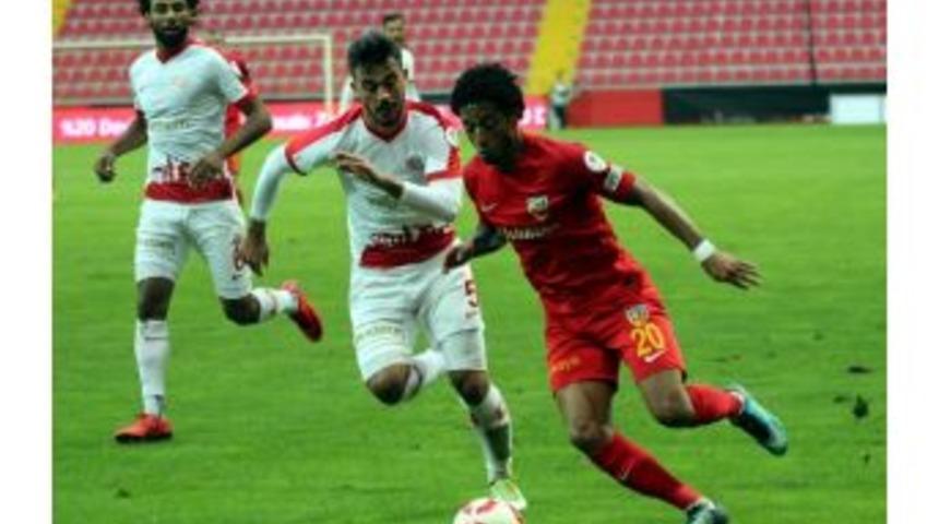 Mendes Kayserispor Tarihine Ge&ccedil;ti