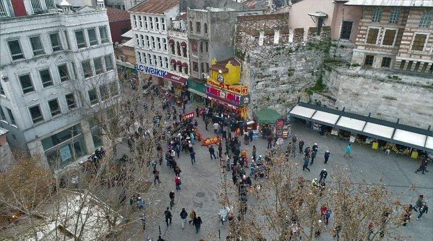 61 Milyon Liralık Kuyruk Havadan G&ouml;r&uuml;nt&uuml;lendi