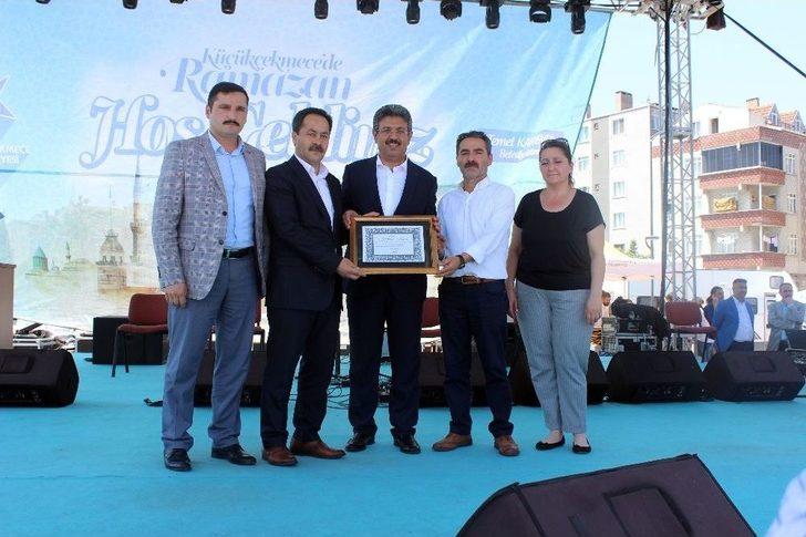 Başkan Karadeniz İlçedeki Vatandaşlarla Bayramlaştı G4