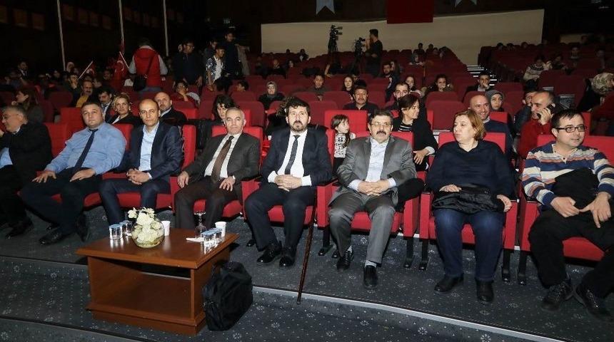 Mili Şair Mehmet Akif Ersoy &Ouml;l&uuml;m&uuml;n&uuml;n 81. Yılında Er&uuml;&rsquo;de Anıldı