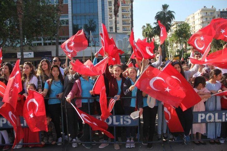 Bayrama Minik Yağmur’un Şiiri Damga Vurdu G4