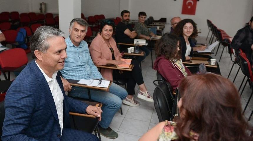 Başkan Uysal, ‘öykü Atölyesi’nde Yazarlık Serüvenini Paylaştı