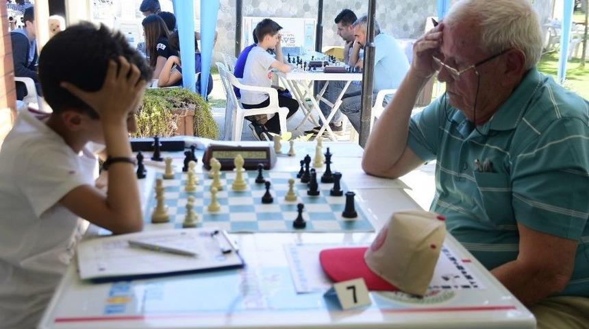 İncirliova&rsquo;da 23 Nisan Satran&ccedil; Turnuvası