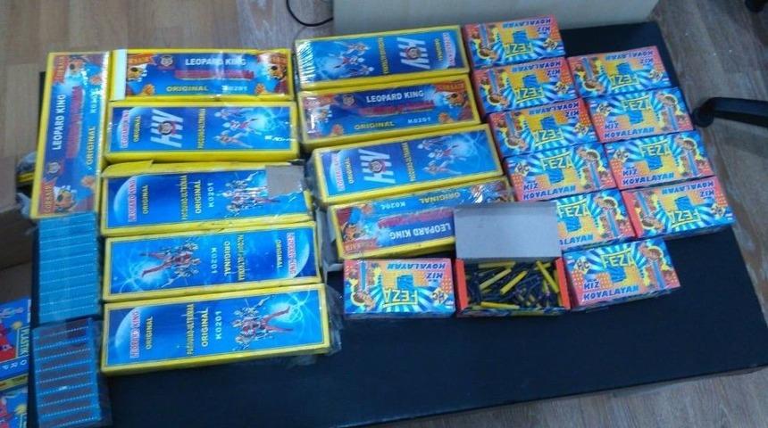 Aranan 3 Ş&uuml;pheli Yakalandı, 12 Bin Adet Torpil Ele Ge&ccedil;irdi