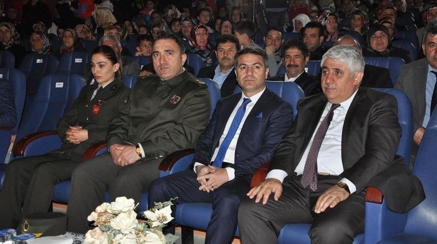 23 Nisan Ulusal Egemenlik Ve &Ccedil;ocuk Bayramı T&ouml;renle Kutlandı