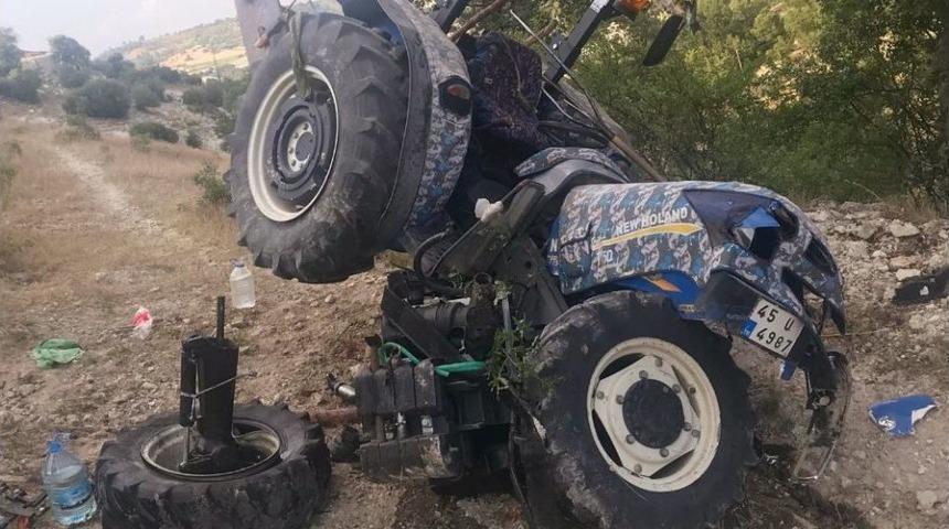 Kullandığı Trakt&ouml;r&uuml;n Altında Kaldı