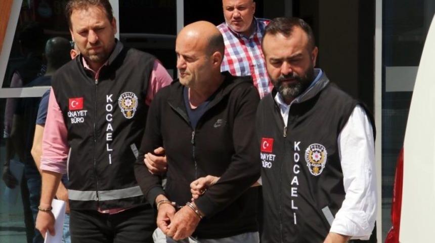 3 Cinayetten Aranan Şahıs 10 Yıl Sonra Vapurda Yakalandı