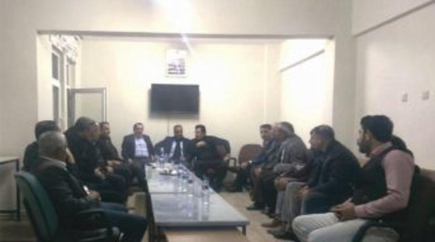 Kaymakam Kaya Muhtarlarla Bir Araya Geldi