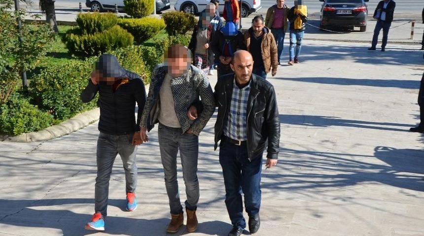 Uyuşturucu Karşılığında Hırsızlık İddiası