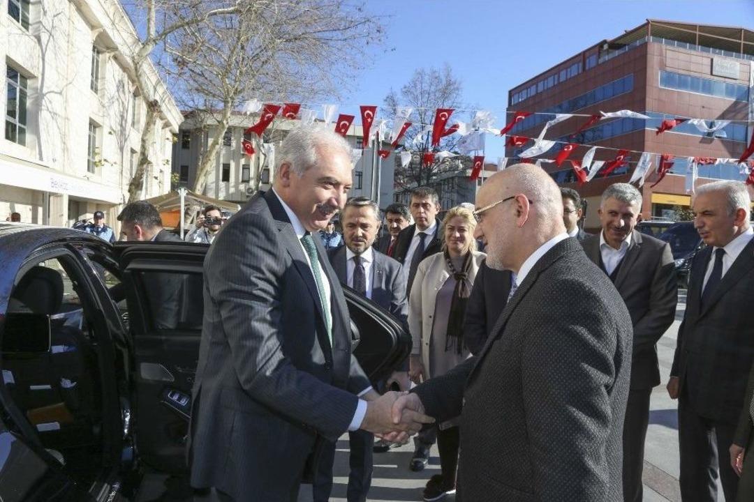 İbb Başkanı Mevl&uuml;t Uysal Beykoz&rsquo;u Ziyaret Etti