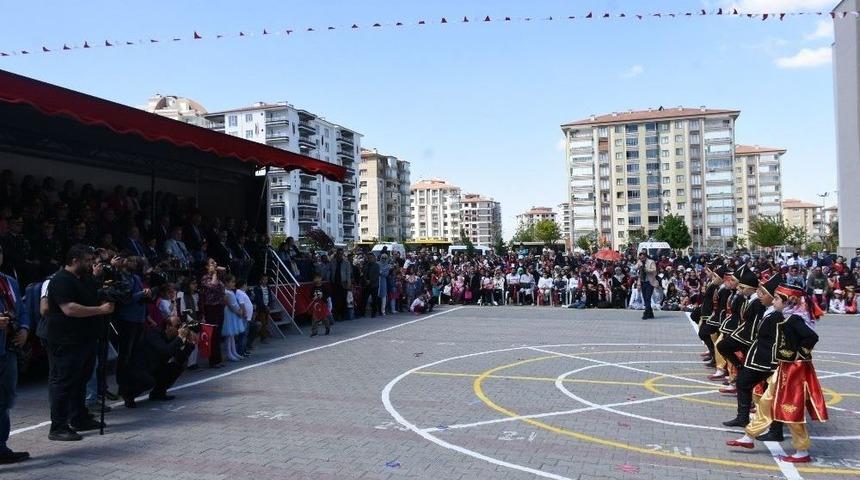 Malatya&rsquo;da 23 Nisan Coşkusu