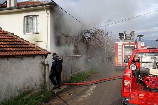 Fethiye’de Korkutan Yangın