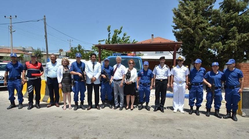 Kaymakam &Ccedil;etin Ve Başkan Demirağ&rsquo;dan Jandarmaya Bayram Kutlaması