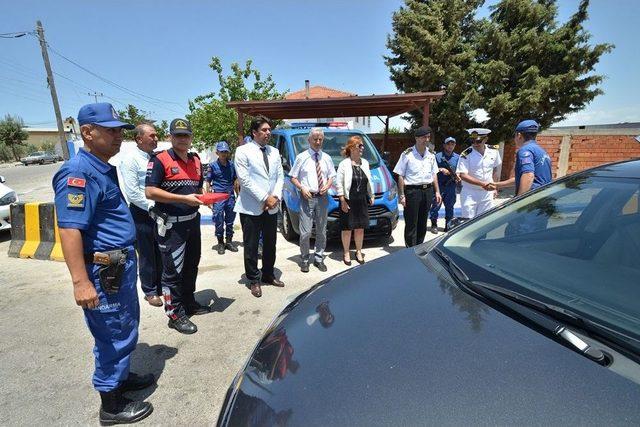 Kaymakam Çetin Ve Başkan Demirağ’dan Jandarmaya Bayram Kutlaması