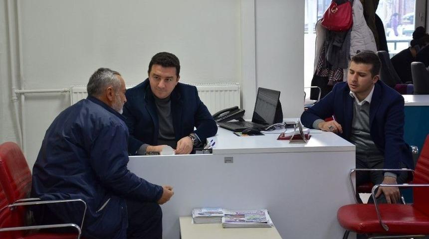 Başkan Bakıcı Vatandaşları Ak Masa&rsquo;da Karşılayarak Dertlerine Derman Oluyor