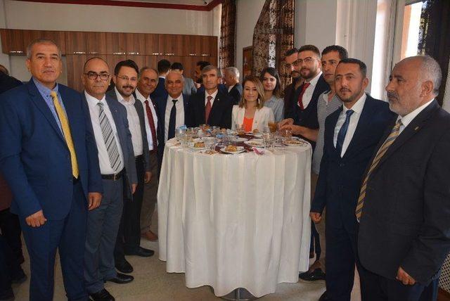 Isparta’da Protokol Bayramlaştı