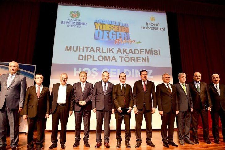 Malatyalı Muhtarlar Akademili Oldu G4