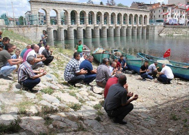 Beyşehir Gölü’nde Yeni Av Sezonu Dualarla Başladı