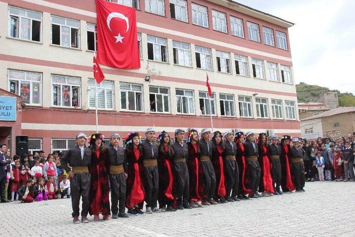 Şemdinli’de 23 Nisan Coşkusu G5