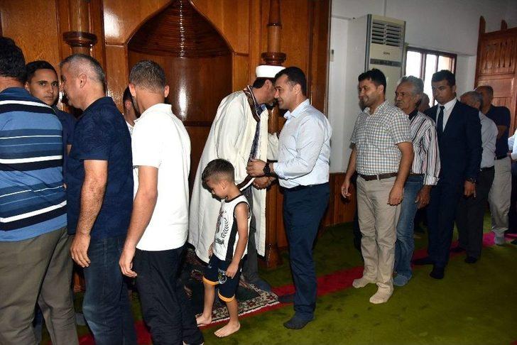 Başkan Yücel, Vatandaşlarla Bayramlaştı G1