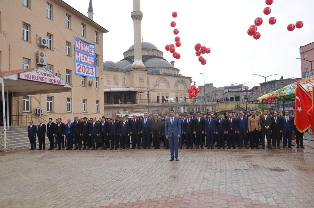 Y&uuml;ksekova&rsquo;da G&ouml;ky&uuml;z&uuml; Balonlarla S&uuml;slendi