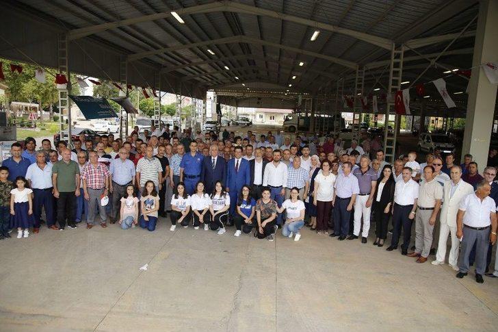 Döşemealtı Protokolü Halkla Bayramlaştı G4