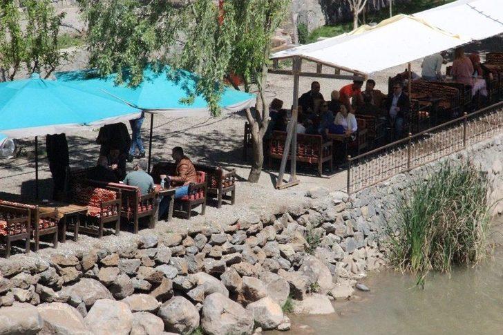 Tatili Fırsat Bilenler Diyarbakır’a Akın Etti G1