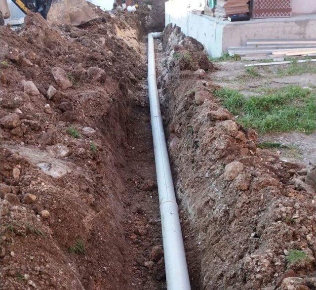 Deprem Konutlarına Su Ve Kanalizasyon Bağlantısı Yapıldı