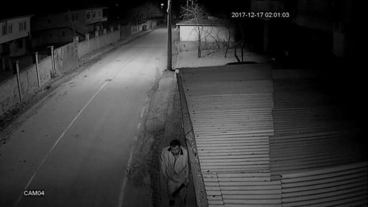 Kına Gecesinde Marketi, Pompalı Tüfekli Hırsızlarca Soyuldu G4