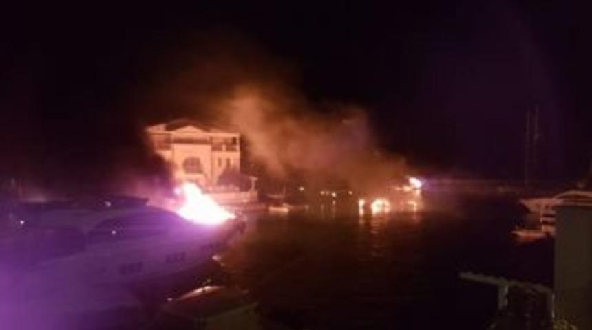 Çeşme’de Yat Yangını