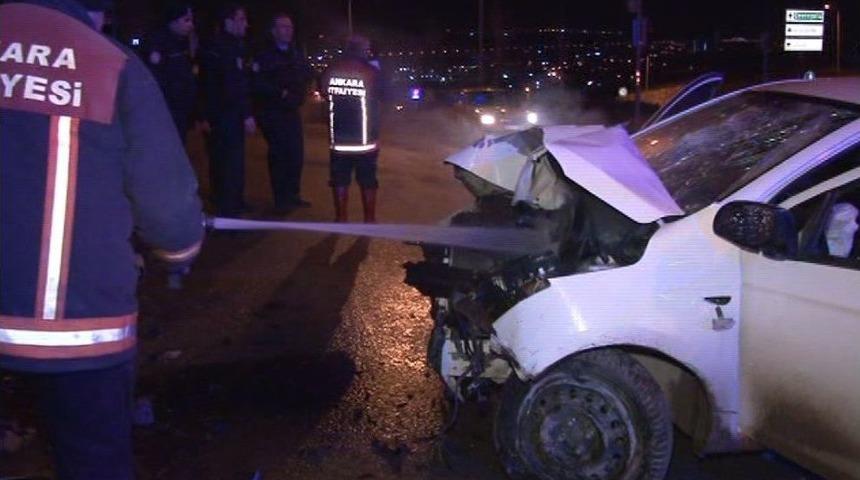 Aşırı Hız Ve Alkol Kaza Getirdi: 2 Yaralı